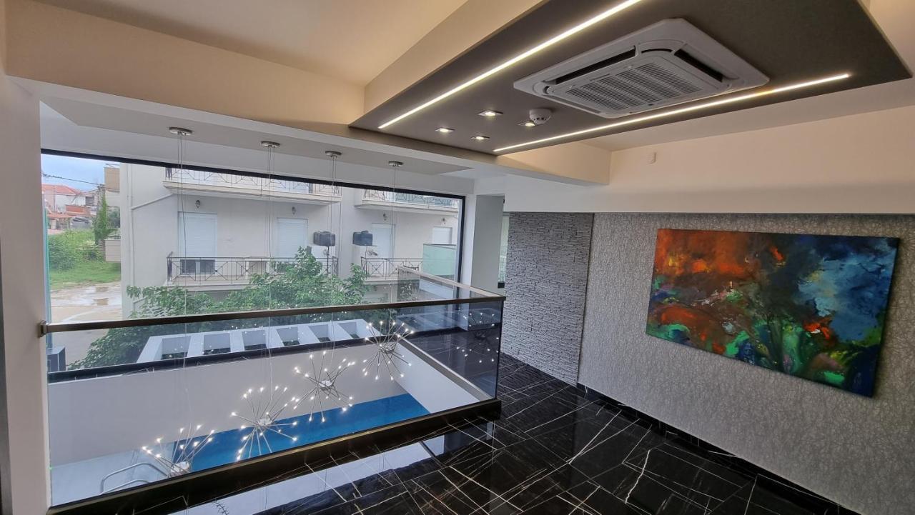 Luxsuites Ofrínion エクステリア 写真